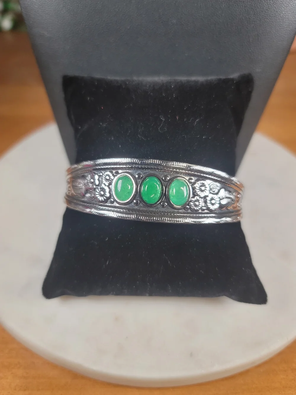 paparazzi Silver-Tone Floral Cuff with Green Cabochons
